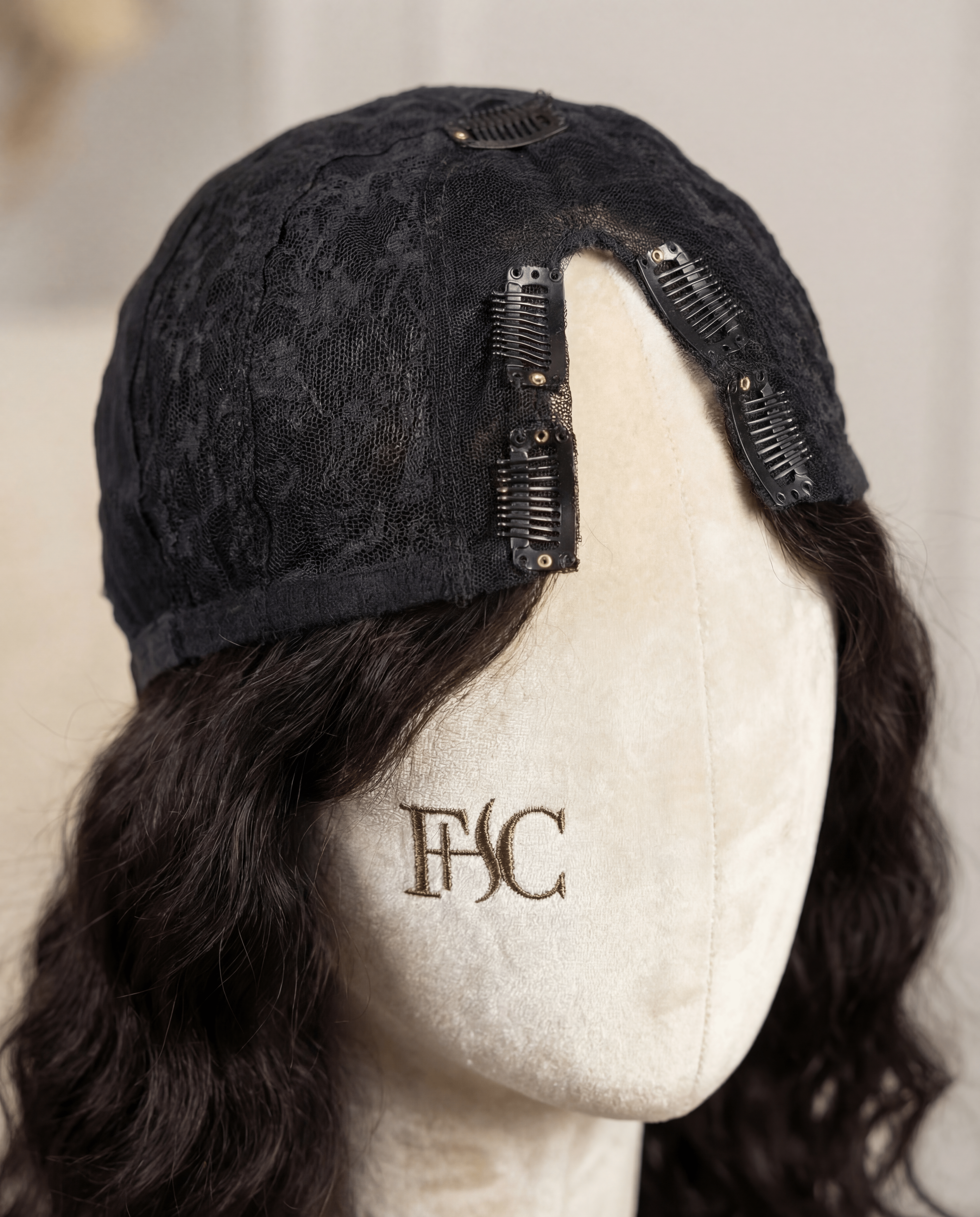 LA FAMA Raw Hair V - Part Wig - Fama Hair CoutureLA FAMA TEXTURE